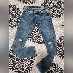 Guess Jeans